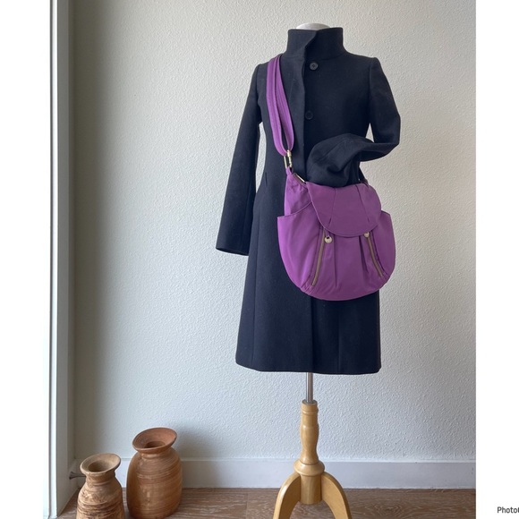 Travelon Purple Hobo Zip Crossbody 5 Point Anti Theft Purse Travel Bag - Picture 11 of 11
